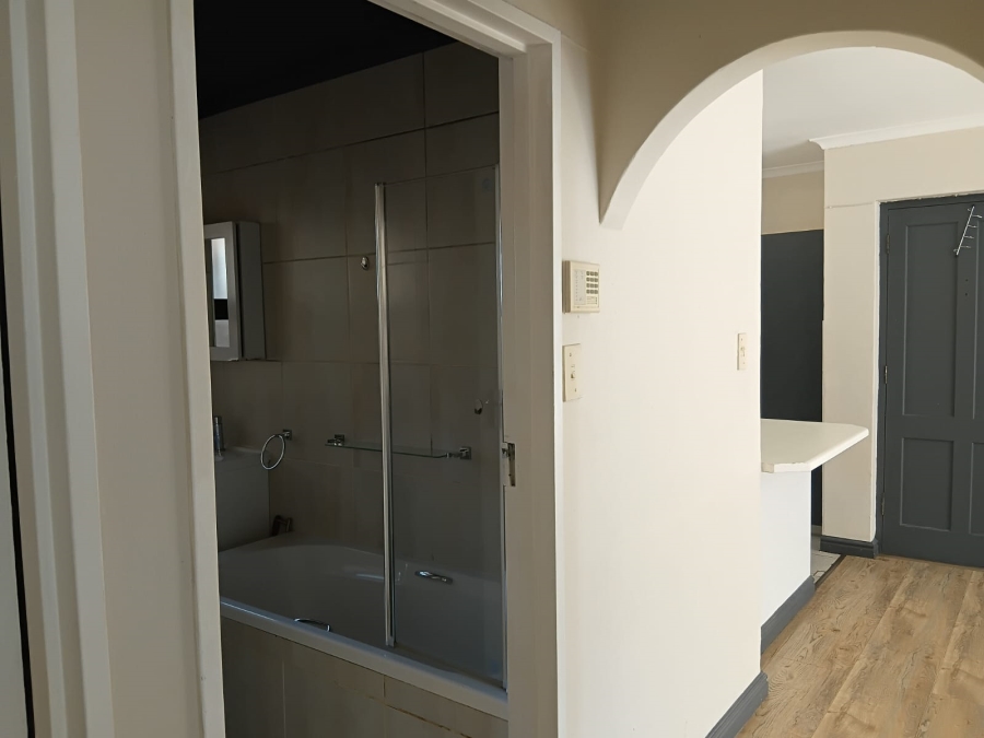 To Let 2 Bedroom Property for Rent in Diep River Western Cape